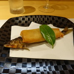 柳家錦 - 味噌入り鮎の春巻き