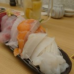 Sashimi Izakaya Umi Sakura Michimaro - 「刺身６種盛り」580円×2人前