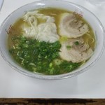 一九ラーメン - 雲呑麺  提供時