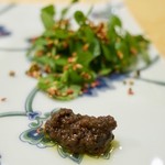 トゥ・ラ・ジョア - 豊後牛のサマートリュフ風味・天然クレソンと山椒のタプナード