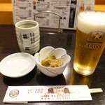 魚真 - クラッシック樽生（中ジョッキ）　450円