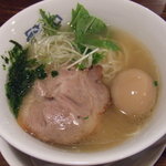 麺づくり 蒼空 - 磯潮らーめん730円。