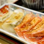 和味餃子 - 餃子定食【白・赤】2色餃子 840円
