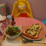 トドルパフ - ミートソースのトースト