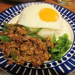 アガリコ　マサール - ガパオ炒めご飯
