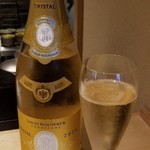 馳走 啐啄一十  - ルイ・ロデレール・クリスタル・2009年
      シャルドネ40%、ピノ・ ノワール60%