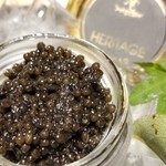 馳走 啐啄一十  - (08)フレッシュキャビア(ラトビア産)
      フレッシュキャビアは塩辛さが控えめだからこそ、より旨みと甘みが楽しめます。
      クリスタルのキリッとした味わいとマッチして極上です♪