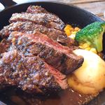 Grill works 肉×イタリアン - ハラミステーキ（¥1,280）