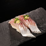 Horse mackerel (2 pieces)