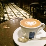 Italian Bar LA VIOLA - カプチーノ