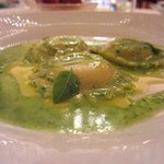 Shin Harada - じゃがいもを詰めたラヴィオリ　バジリコ風味