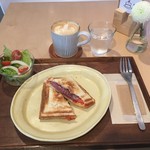 DOMO CAFE - 