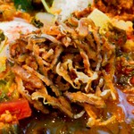 スパイスカレー旬香唐 - 鱧皮