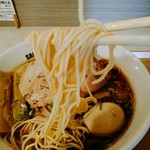 Sagamihara 欅 - 自家製麺は、かためオーダーでムチっとする中に少しのパツパツ感。