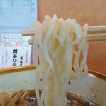 中華・洋食 やよい - 小菅製麵所の麵の表情