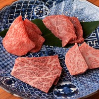 川岸牧場産神戸ビーフの盛り合わせ