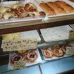 市島製パン研究所 - どれも美味しそう