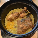 ダイヤモンドビリヤニ骨付きチキン