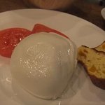 神楽坂 イルカンポ　 - 水牛のチーズとトマト
