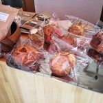 アーチュ＆プティカ - 店先売り場の様子