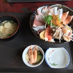 うおたけ鮮魚店やけんど 海鮮どんや - 