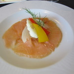 自家製スモークサーモン