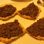 Trattoria Armando - レバーペーストを乗せたブルスケッタ