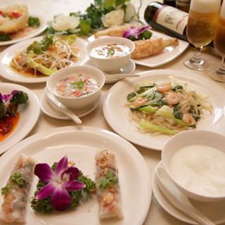 ベトナム海鮮春巻 黒豆ホタテ蒸しなど全10品を楽しむ 豪華コース 鴻華園 下山手店 コウカエン 元町 ｊｒ 広東料理 食べログ