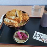 かつてん ウトナイ店 - 三種盛りカツ丼　７５０円