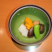 北新地平八 - 野菜の炊き合わせ