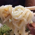 自慢亭 - もちもちとした麺が、シッカリ冷やされ、旨い麺です。