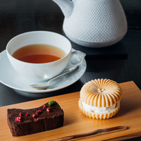 お茶とお菓子 二点盛り