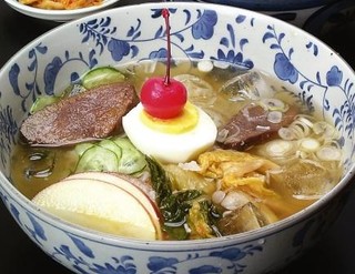 Yakiniku Kankokuryouri Midouen - 韓国式水冷麺　840円【税込】