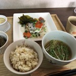 健康キッチン ループ - 本日のランチ1050円