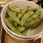 札幌ザンギ本舗 - 焼き枝豆