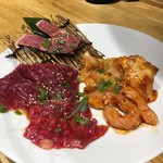 たまには焼肉 - (料理)晩酌セット(赤身三品、ホルモン三品)