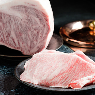 Branded pork such as Matsuzaka beef and TOKYO-X with 3 types of exquisite sauces!