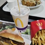 マクドナルド - 