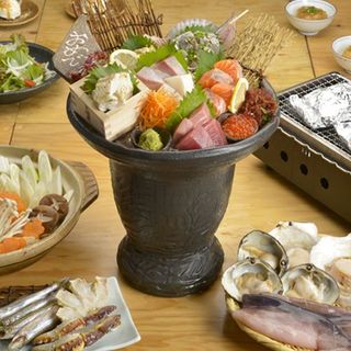 鮮度抜群の魚や貝が楽しめるコース☆