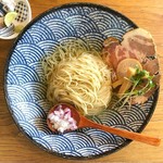 AWANOUTA  - 昆布水つけ麺(黒しょうゆ)
            1300円
