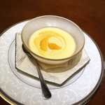 和風フレンチ ichiRyu - シェフ自慢の季節のスープ / 北海道産赤肉メロンの冷静スープ