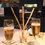 ザ キッチン カンラ - 黒ゴマのグリッシーニ