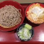 名代 富士そば - ミニかつ丼セット 560円 税込