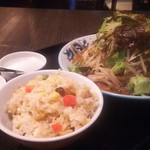 Kinyuu Gyouzabou - 日替りランチ 冷やし担々麺と半チャーハン 780円(ミックスベジタブルが入っていたバージョン)