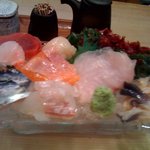 刺身の盛り合わせ