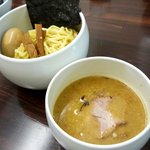 麺肴 よしず - 味噌つけ麺+味付け玉子（830円+100円=930円）