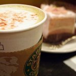 スターバックス コーヒー - シフォンとラテ