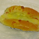あんぱん富雄店 - ベーコンポテトチーズ