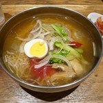 韓美膳 - 冷麺（ｷﾑﾁ付）
