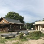 ワンダーミルク ファロ - 左がアルトピアーノ、右がファロ